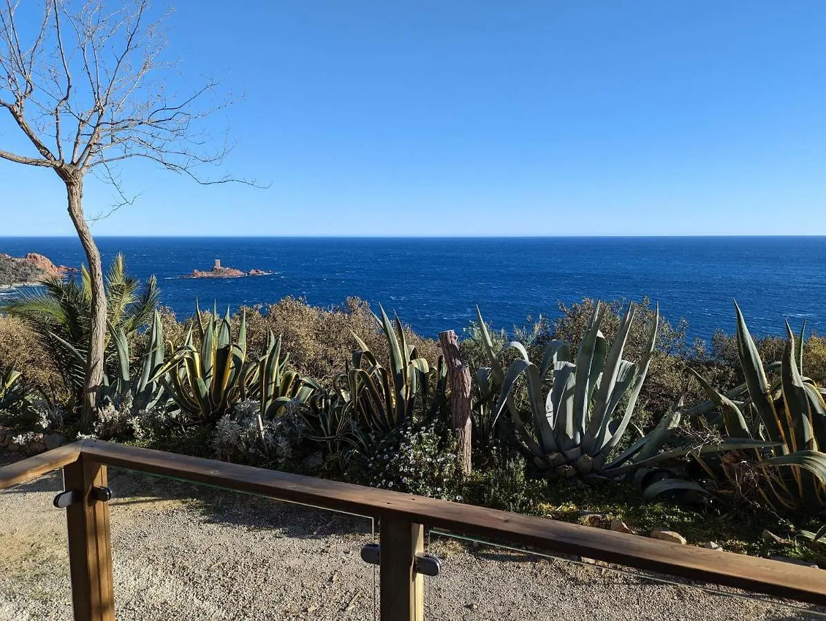 Holiday park Chalet Standing Vue Mer Saint-Raphael  France